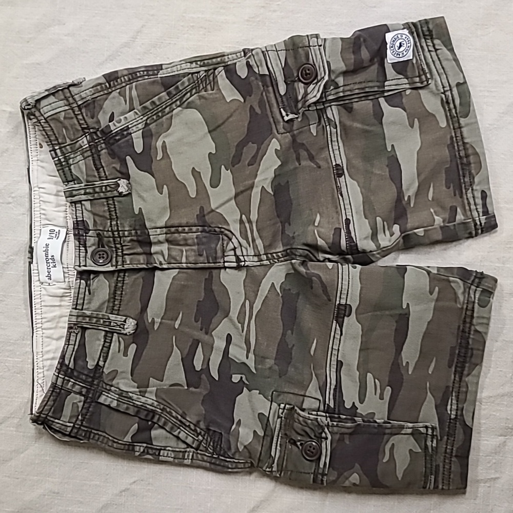 Abercrombie kids cargo shorts